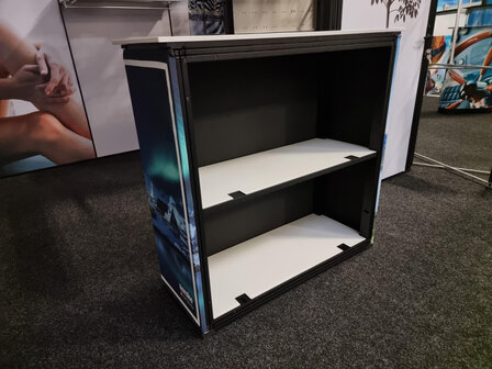 Stevige beursbalie met planken Easystand